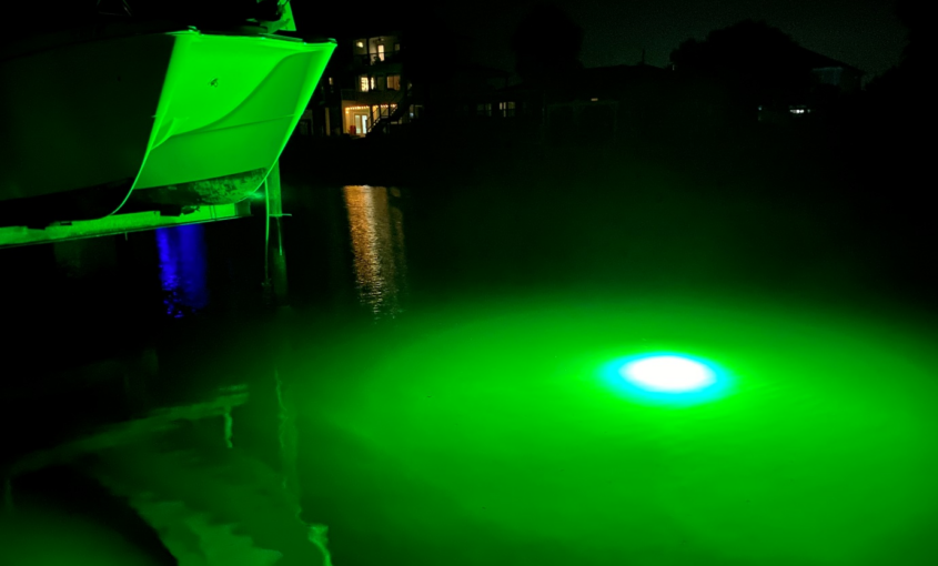 green underwater LED light