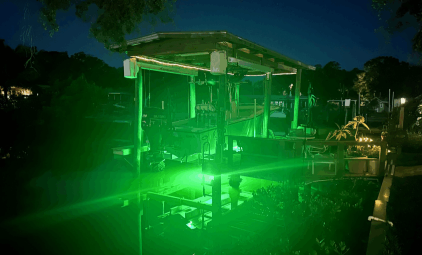 A green colored underwater LED light